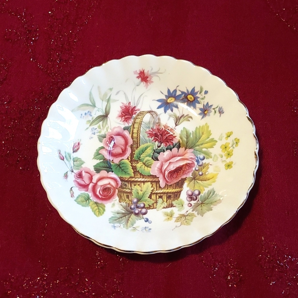 Flower Basket Royal Albert Bone China England Saucer